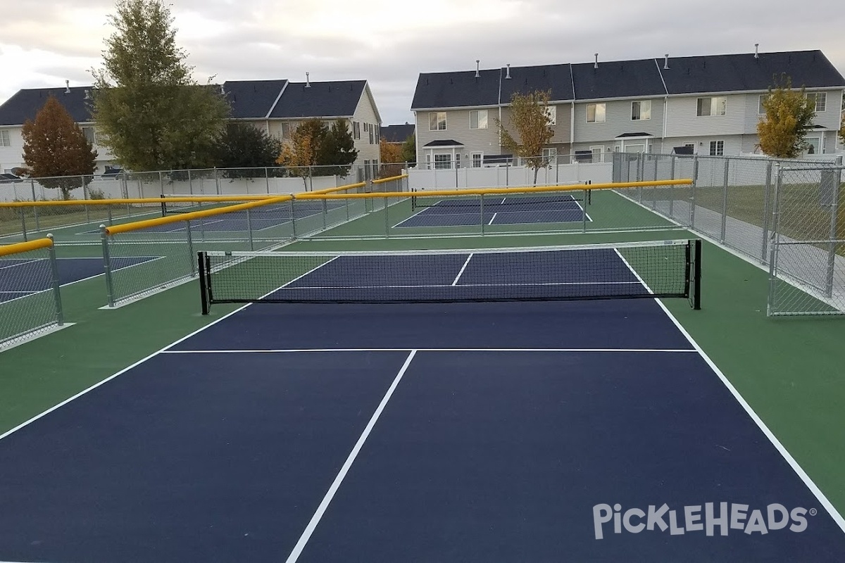 Photo of Pickleball at Alma Leonhardt Park